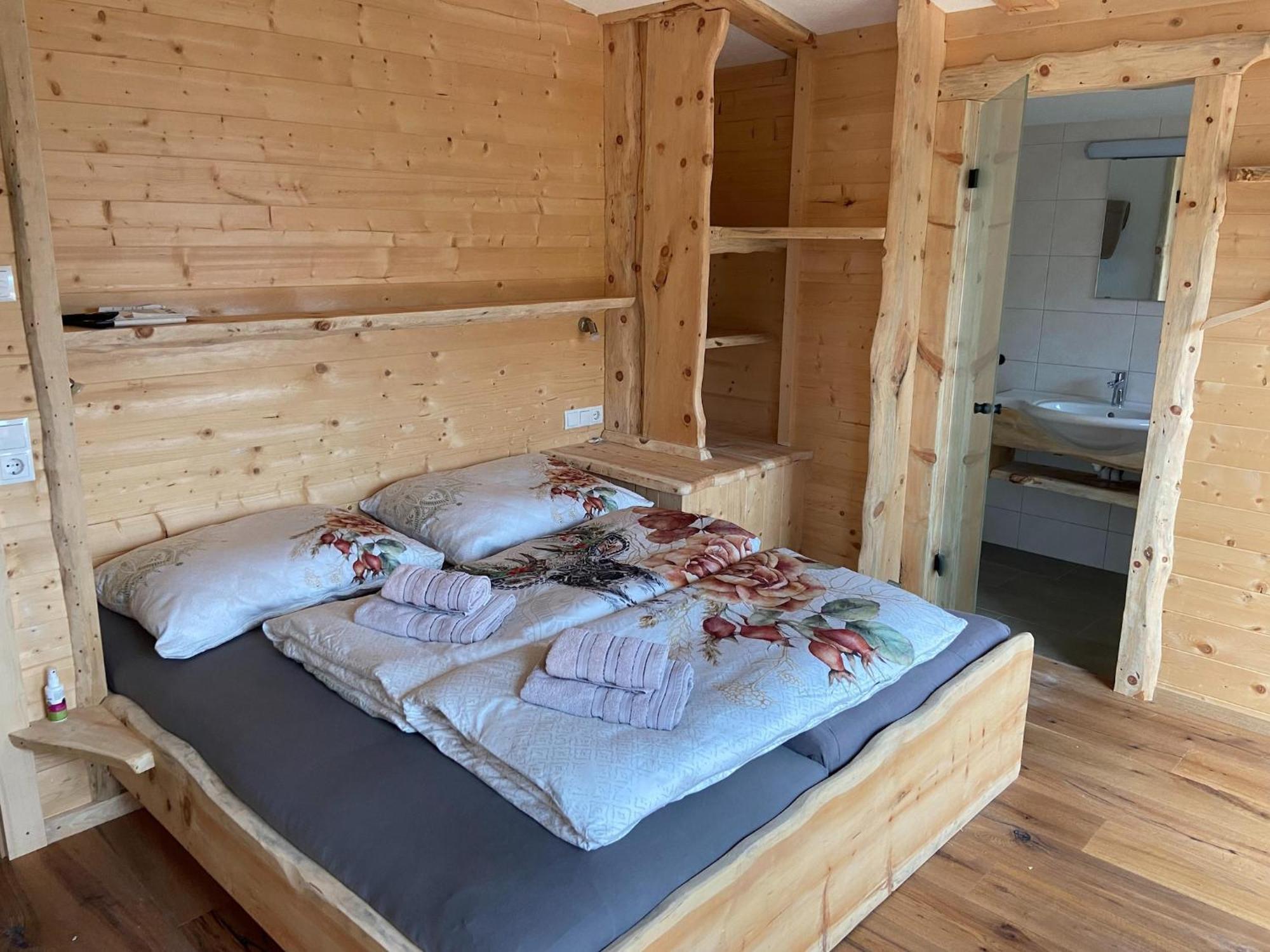 New Holiday Home On The Alm With Terrace And Balcony Цельберг Экстерьер фото
