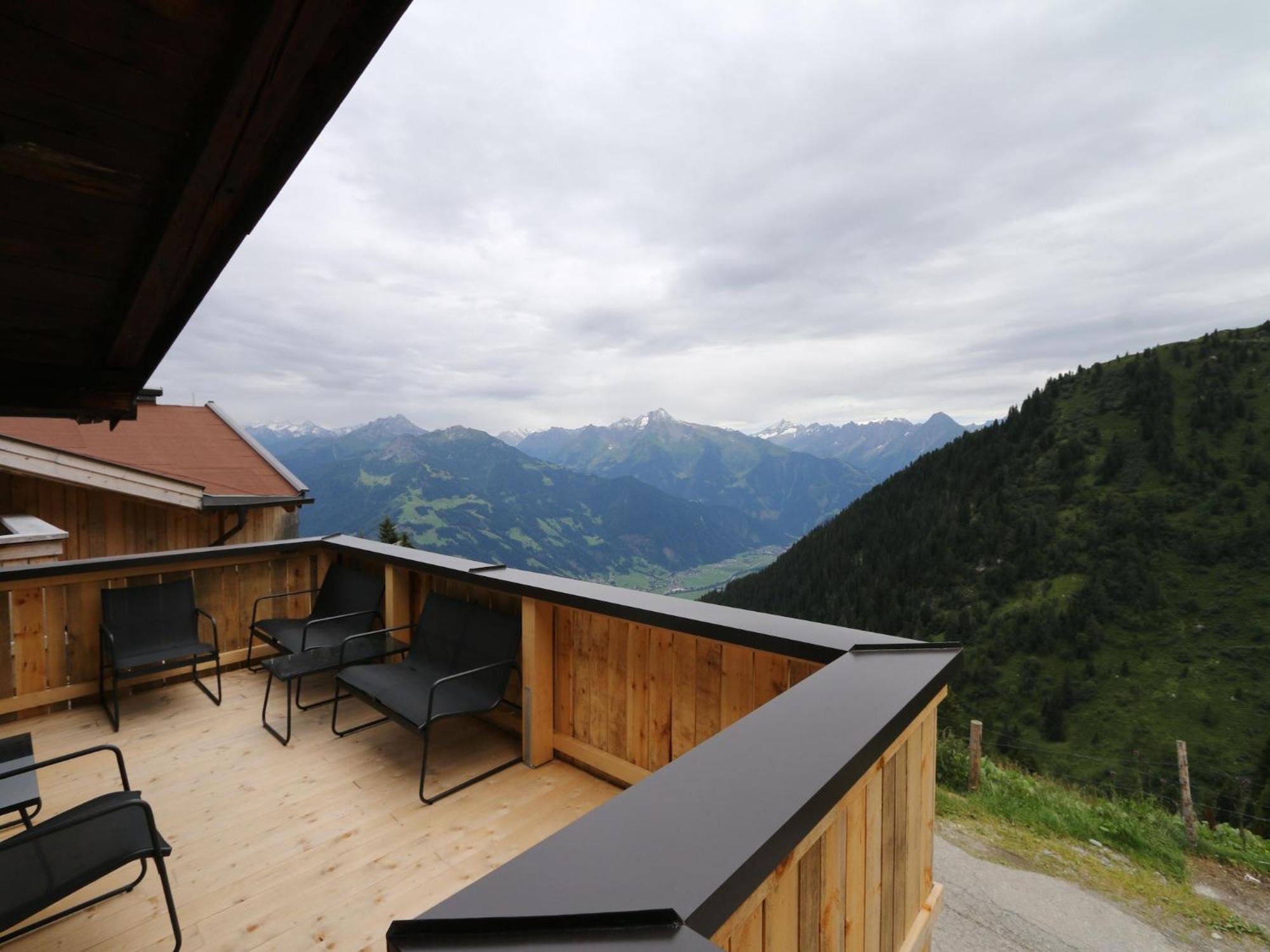 New Holiday Home On The Alm With Terrace And Balcony Цельберг Экстерьер фото